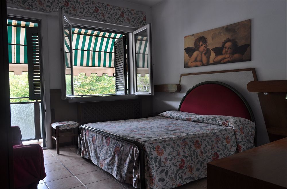 Hotel Roma Marghera Esterno foto